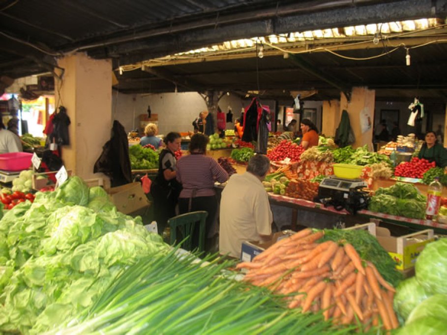 Piata Valea Ialomitei