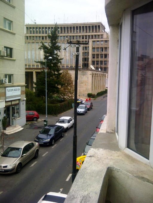 Vand Apartament 5 camere in vila - strada Nuferilor