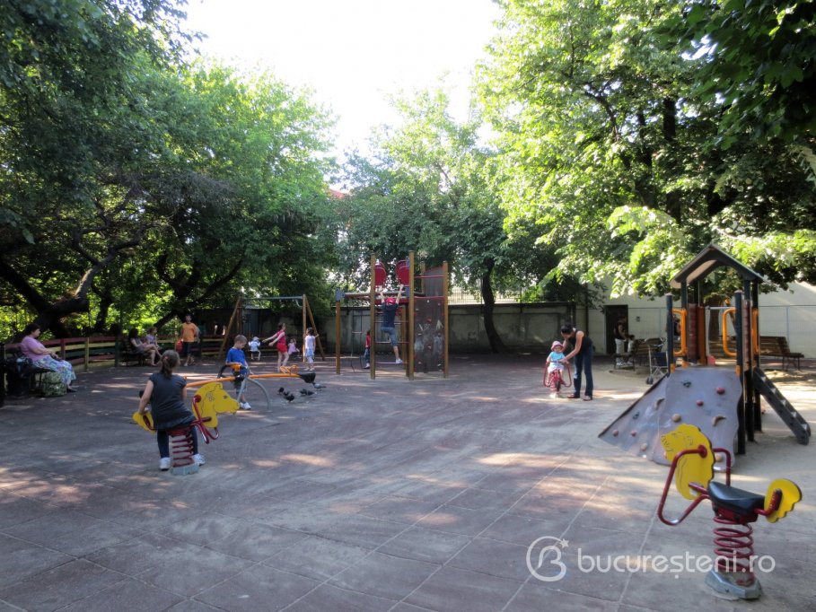 Loc de joaca - Parcul Ion Voicu