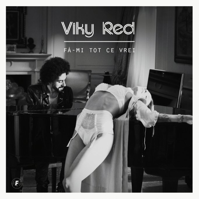 Viky Red a impresionat cu prestatia sa live la un post de radio