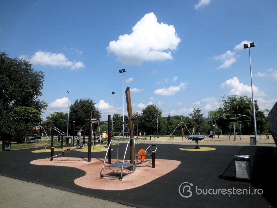 Loc de joaca - Parcul Tineretului