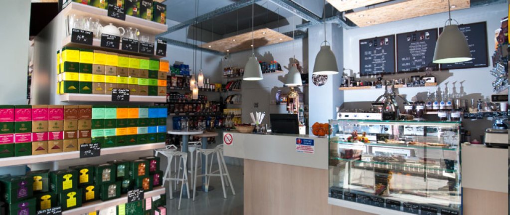 The Coffee Shop - Vladoianu