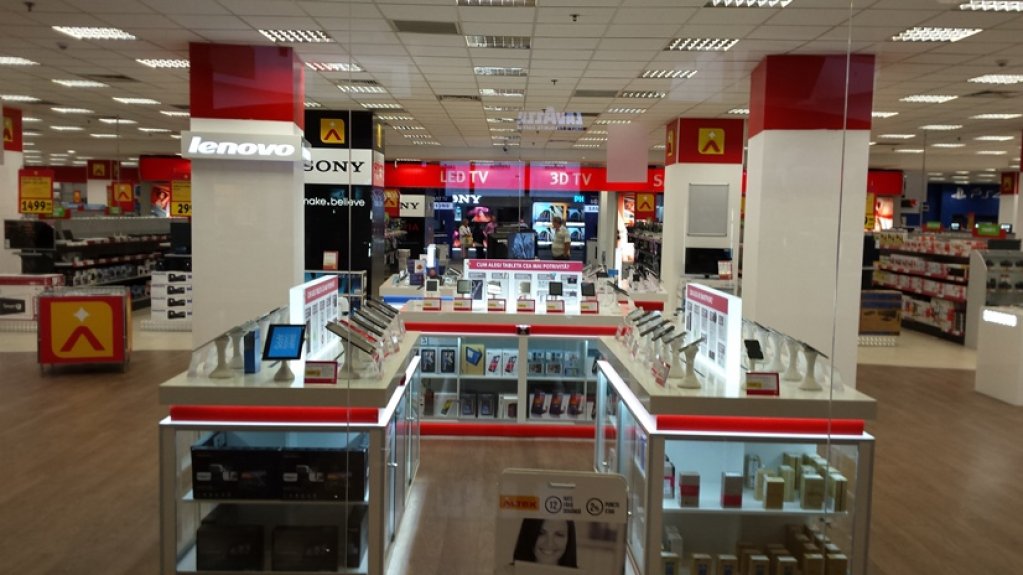 Altex inaugureaza cel mai mare show room din Romania