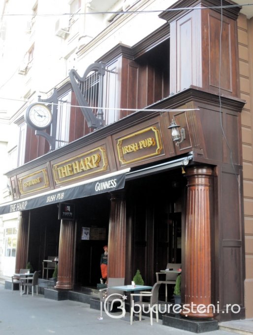 The Harp Irish Pub