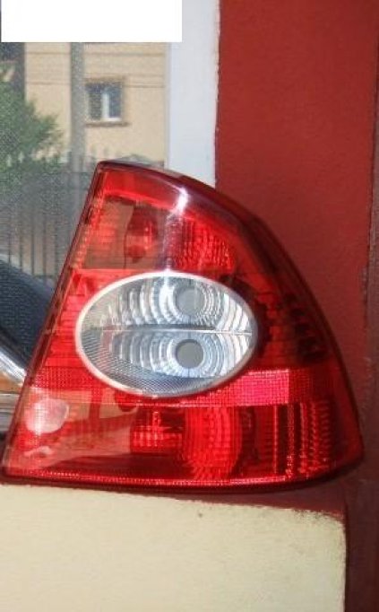 Lampa spate dreapta Ford