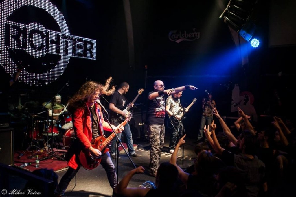 9.7 RICHTER în deschidere la Judas Priest