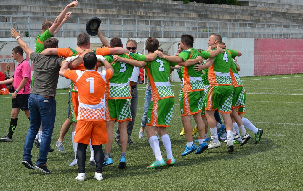 Echipa de Fotbal Catena Racing Team a castigat Medical & Pharma Football Cup 2015!