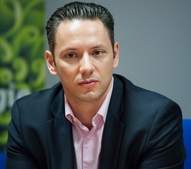 Stefan Mindea, doctorul scolit in SUA pentru a salva Romania