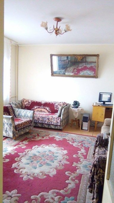 Vand apartament cu 4 camere in Drumul Taberei
