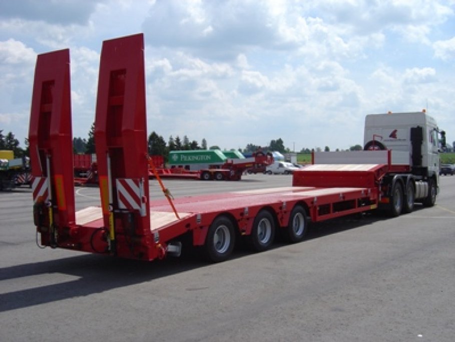 Transport cu platforma extensibila