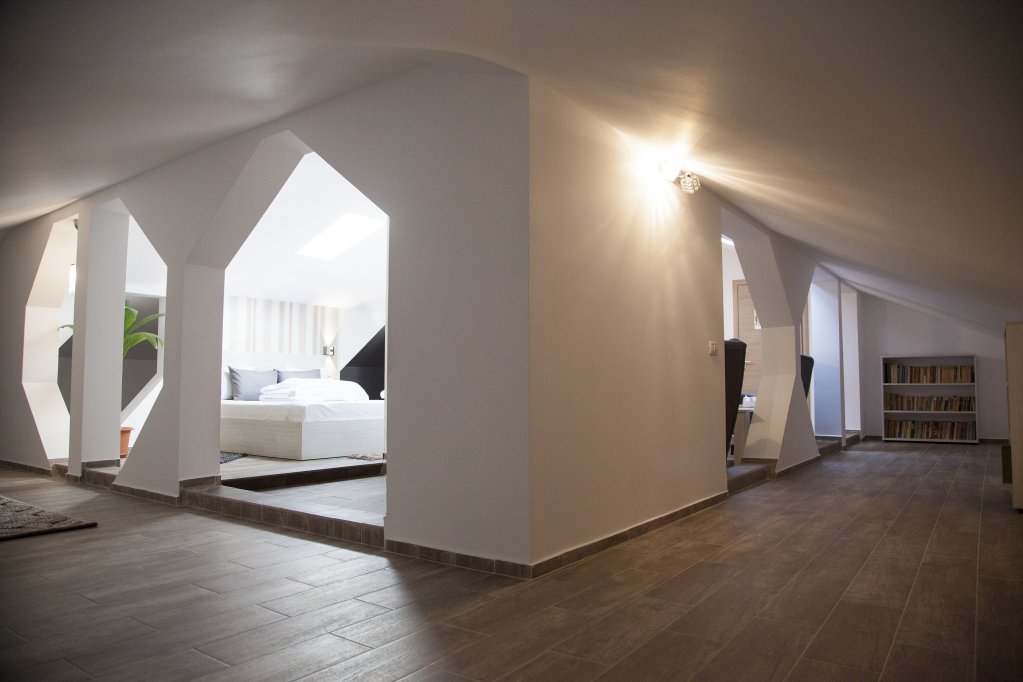 Camere si apartamente in regim hotelier
