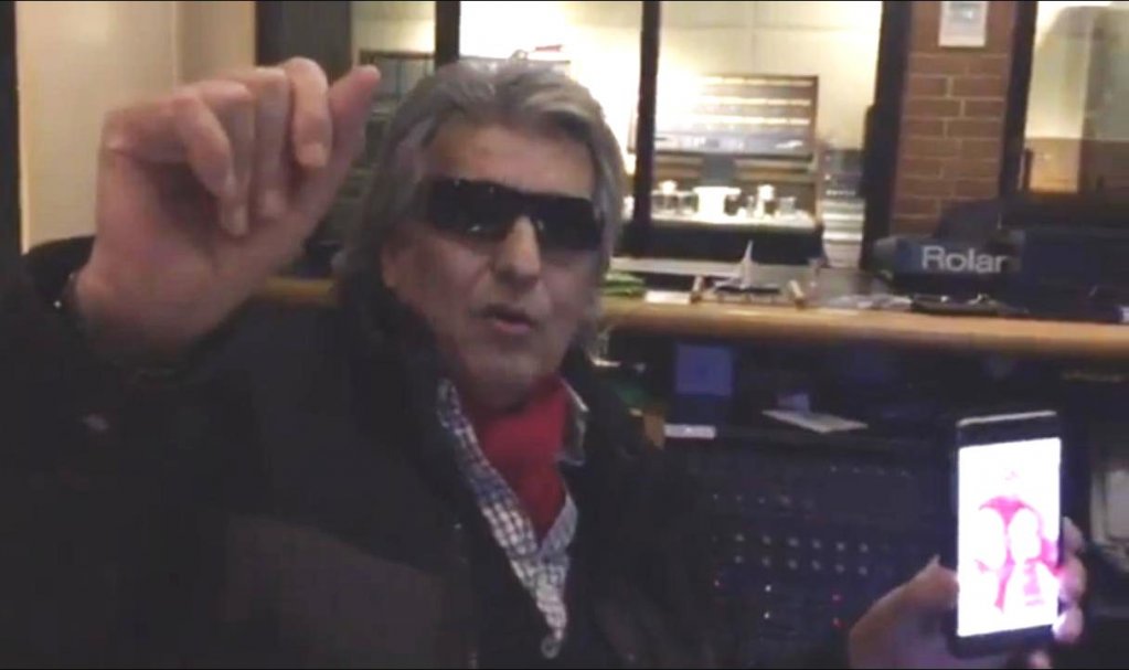 De Martisor, TOTO CUTUGNO le-a oferit romancelor un sarut virtual si un mesaj video