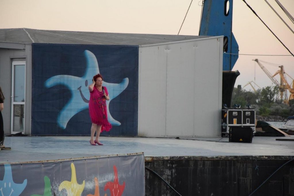 Teatrul Stela Popescu, audienta uriasa la Festivalul Tineretii de la Mangalia