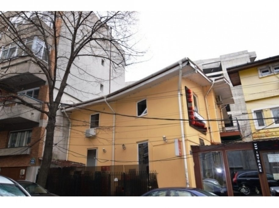 Casa-vila la vanzare Dacia, Bucuresti