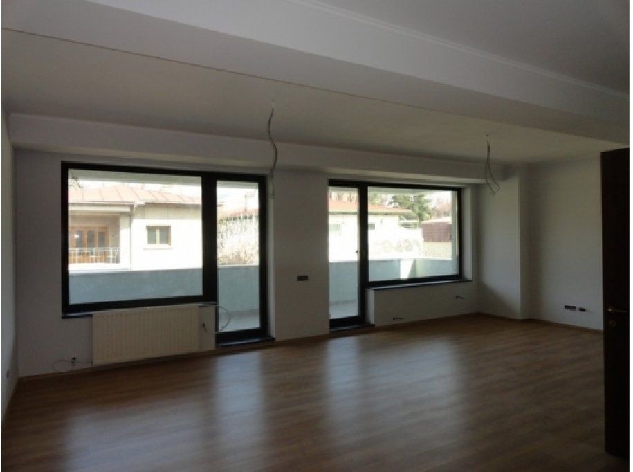 Sediu in casa-vila la vanzare Domenii, Bucuresti