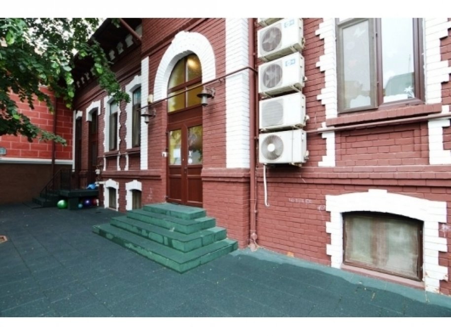 Casa-vila la inchiriere sau vanzare Universitate, Bucuresti