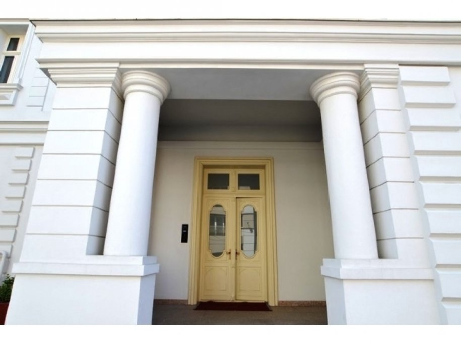 Inchiriere sau vanzare spatiu in vila Romana, Bucuresti
