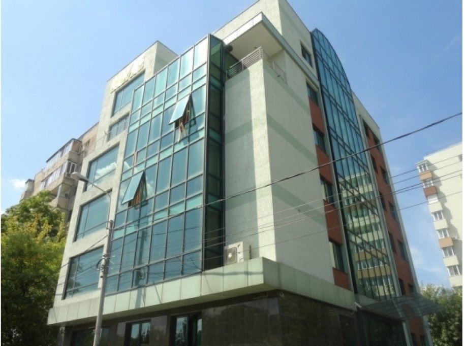 Inchiriere/Vanzare birouri in business center Mihalache, Bucuresti