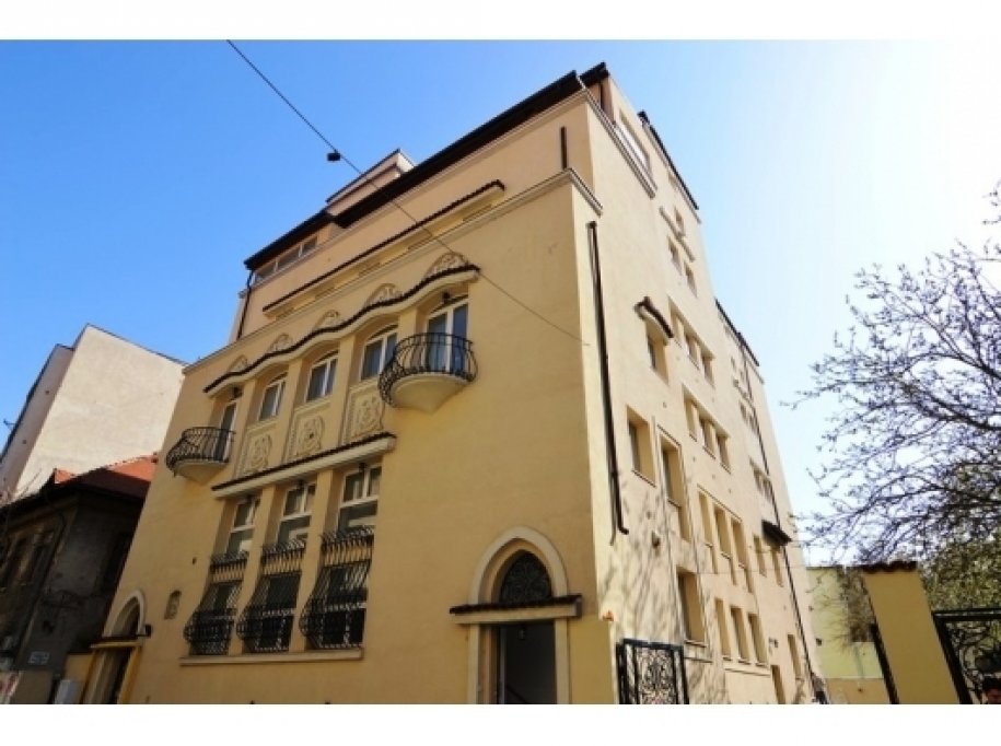 Spatii de inchiriat sau de vanzare in business center Universitate, Bucuresti