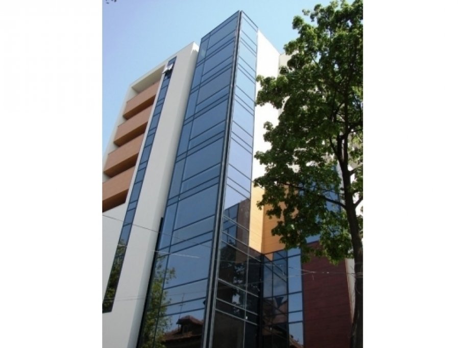 Vanzare birouri inbusiness center Dacia, Bucuresti