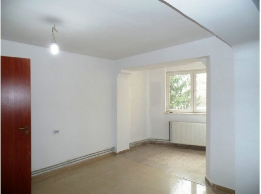 Vanzare birou in vila Mihalache, Bucuresti