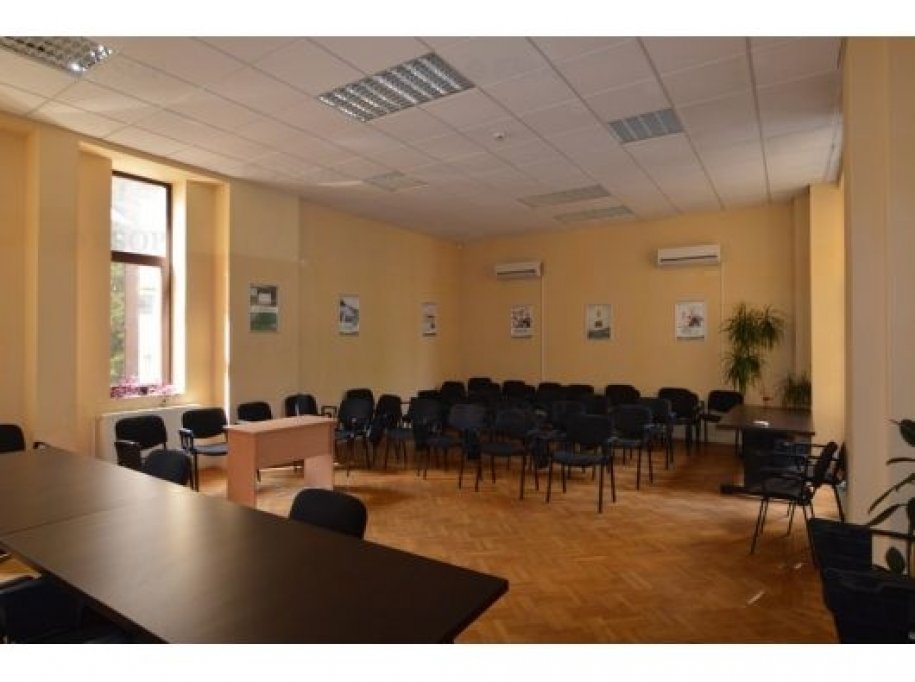 Inchiriere/Vanzare birouri in business center , Bucuresti