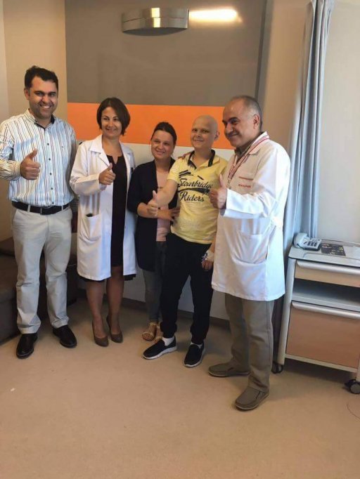 După un an de chin, Vlăduţ a învins cancerul!