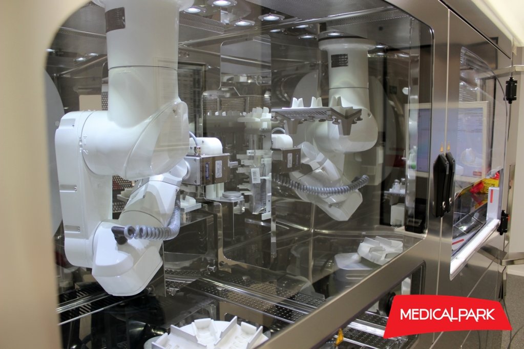 Medicina viitorului: Medicamentele pentru tratarea cancerului, pregătite de roboţi