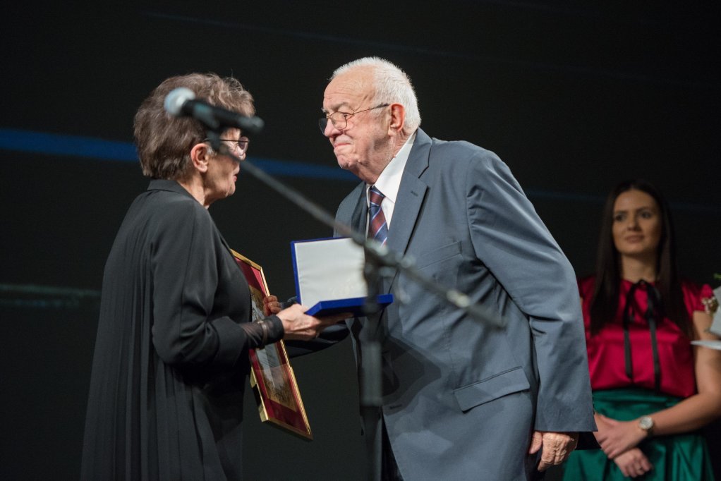 ALEXANDRU ARŞINEL, CETĂŢEAN de ONOARE al Municipiului Bucureşti la Gala Premiilor Municipiului București pentru Artă și Cultură