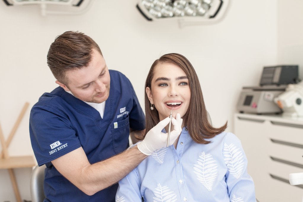Implantul dentar 100% din ceramică o soluție estetică și rezistentă