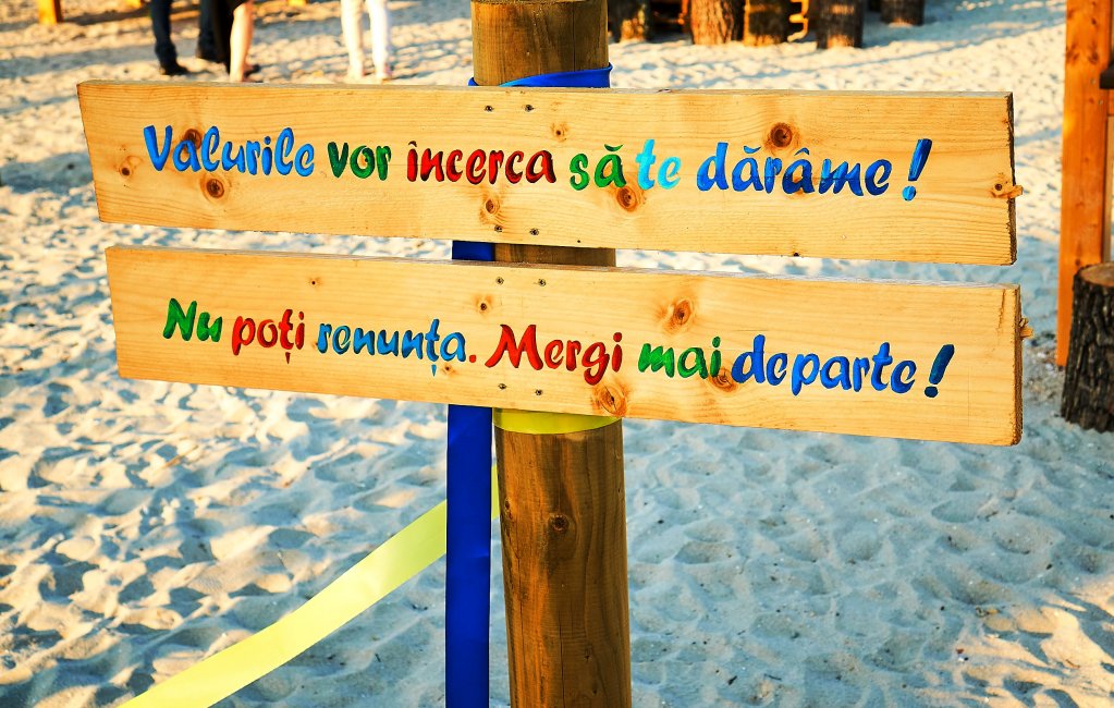Plaja Terapeutica pentru persoanele cu dizabilităţi se află în staţiunea Mamaia