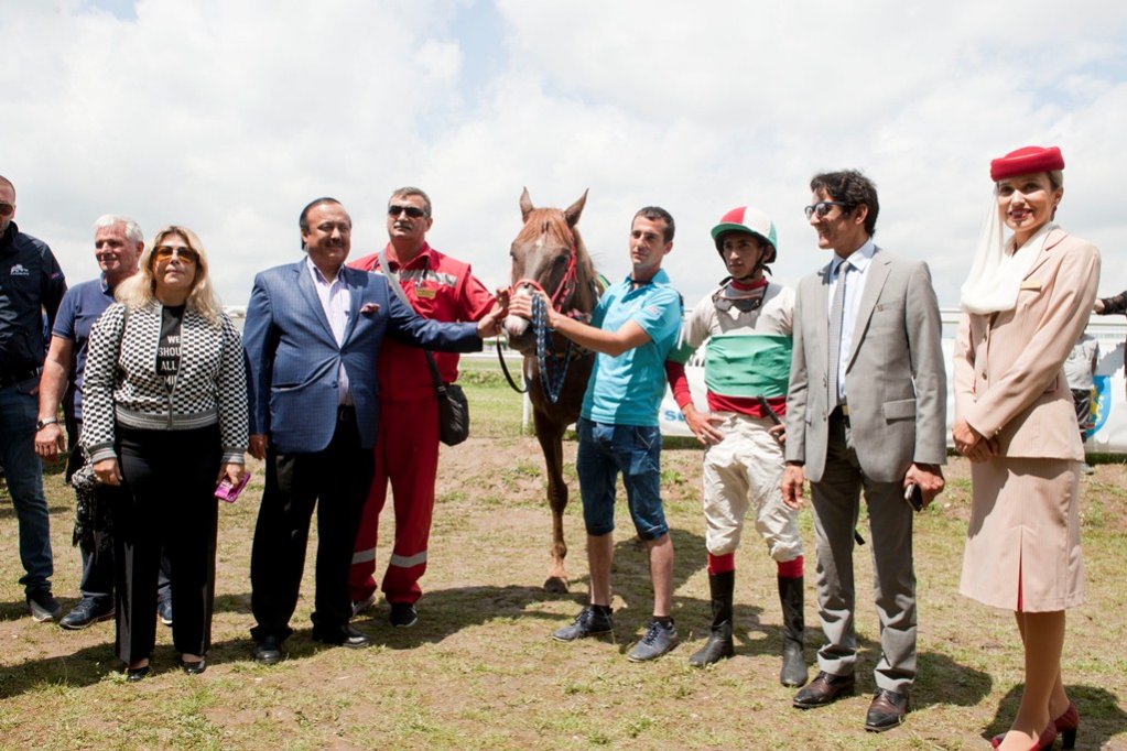 Prima competiție internațională de galop din România: un succes în fața a mii de spectatori