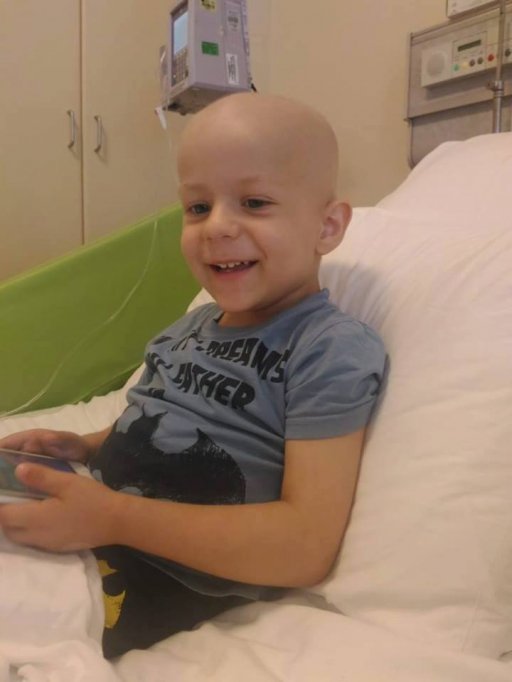 Drama unui baietel de 3 ani diagnosticat cu cancer