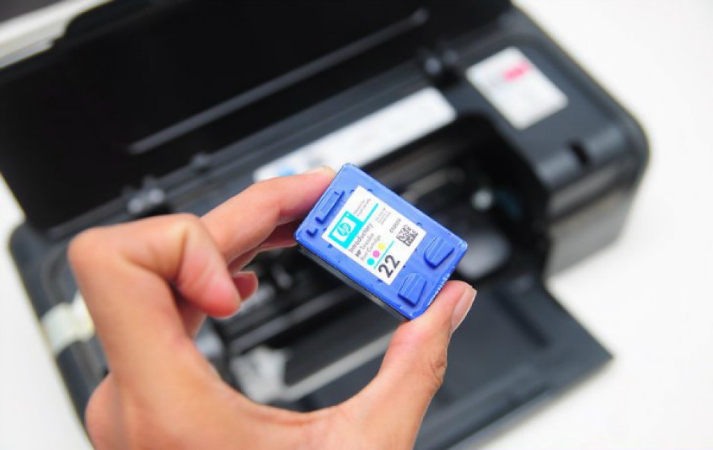 5 pasi prin care poti recunoaste cartusele de imprimanta HP contrafacute