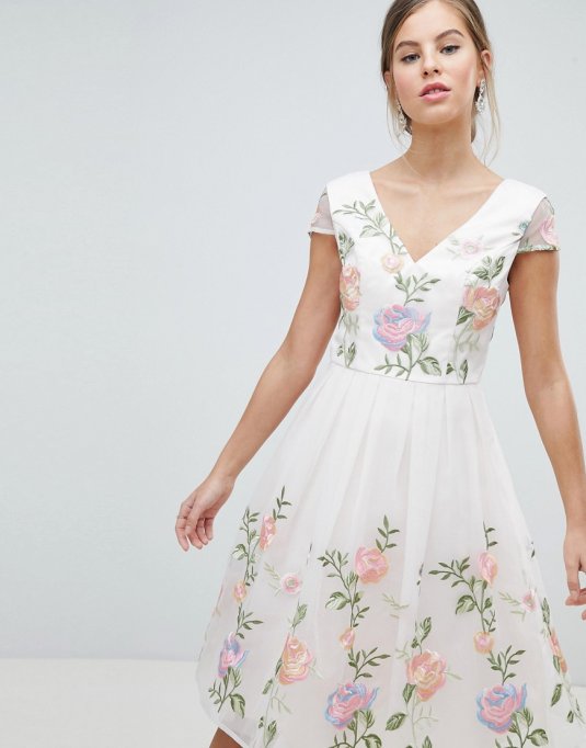 Rochia babydoll - apariţie demnă de revistele de modă
