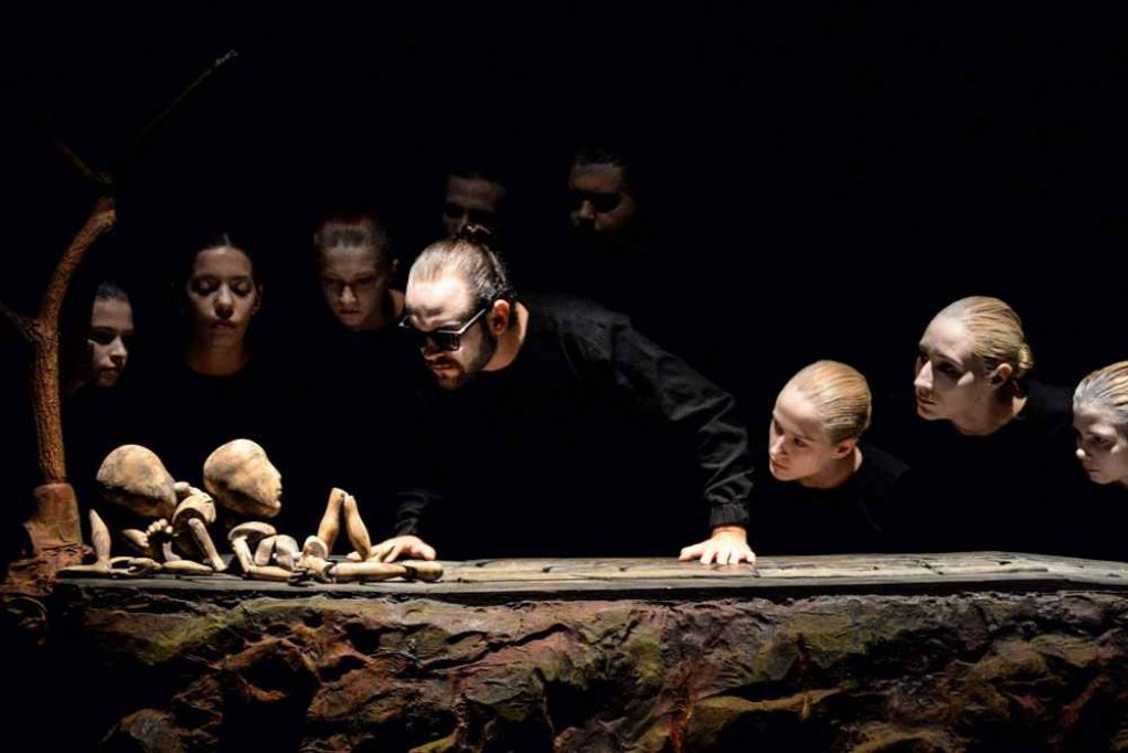 Sptacolul Godot