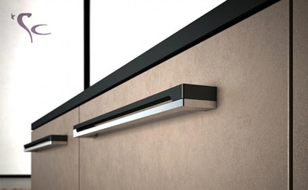 Manere metalice de mobila