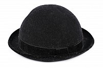10.000 de euro pentru o pălărie