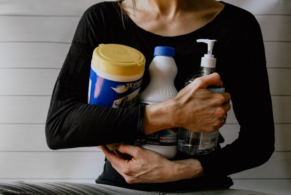 Top 5 produse de curățenie care-ți pot face viața mai ușoară