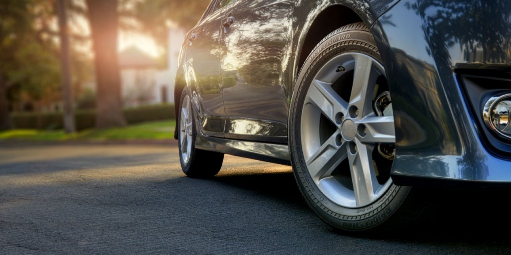 Auto Com Import