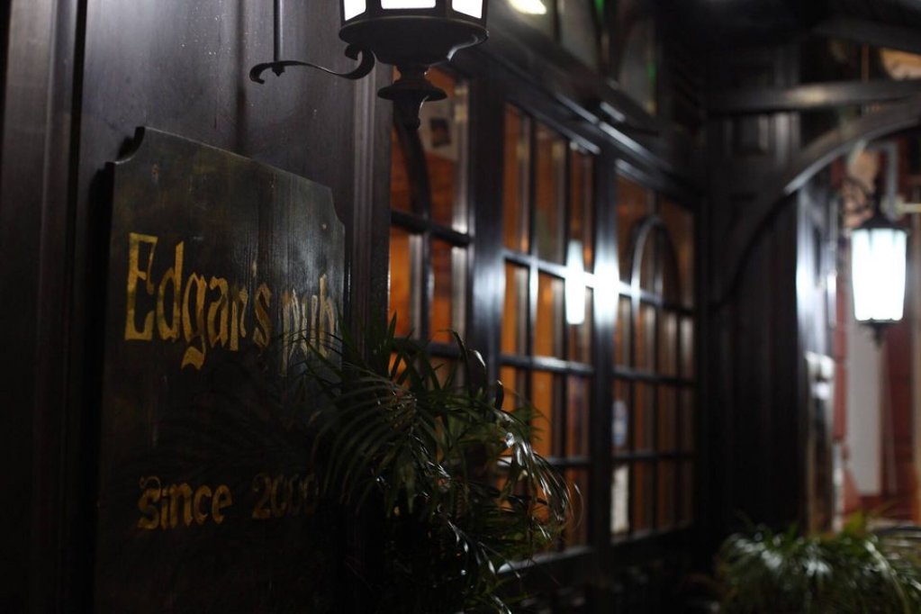 Edgar's Pub