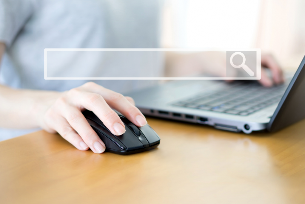 Cum caută românii pe google un soft payroll?