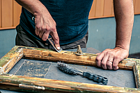 Recondiționarea mobilei din lemn: 11 sfaturi bine de știut atunci când se readuc la viață piese vechi