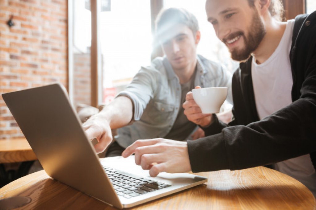 Service laptop în 2h - 90% din cazuri se rezolvă în aceeaşi zi