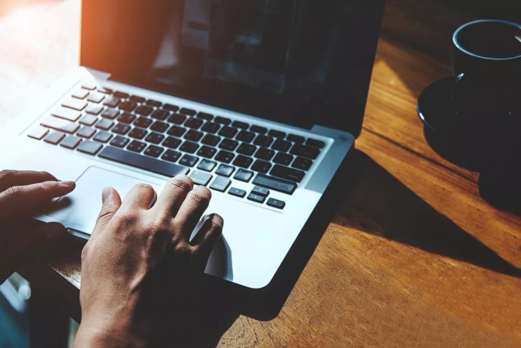 Cum sa-ti deschizi propria companie de web hosting