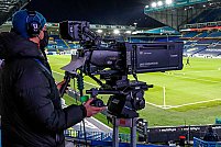 Cât plătesc televiziunile să transmită meciurile de fotbal?