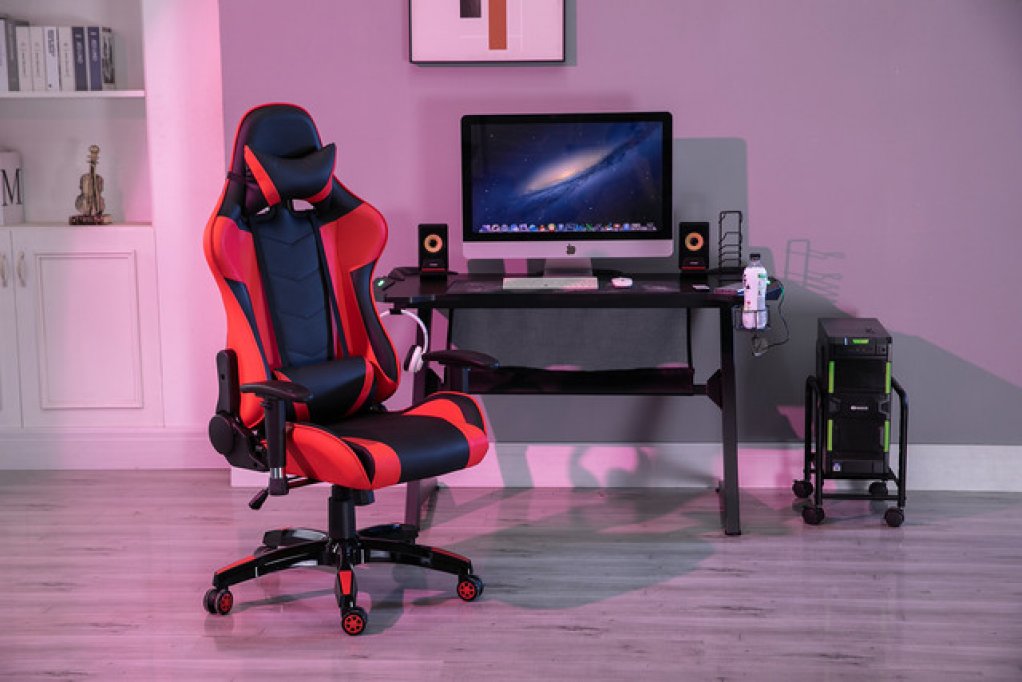 4 criterii esențiale de care să ții cont când alegi un birou de gaming