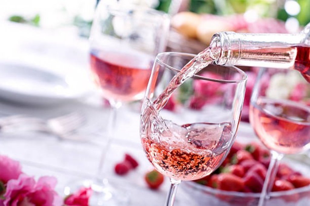 Tot ce este bine de știut despre vin rosé
