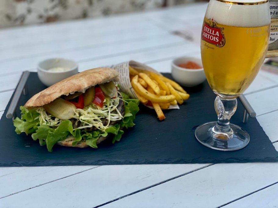Nomadia Pub