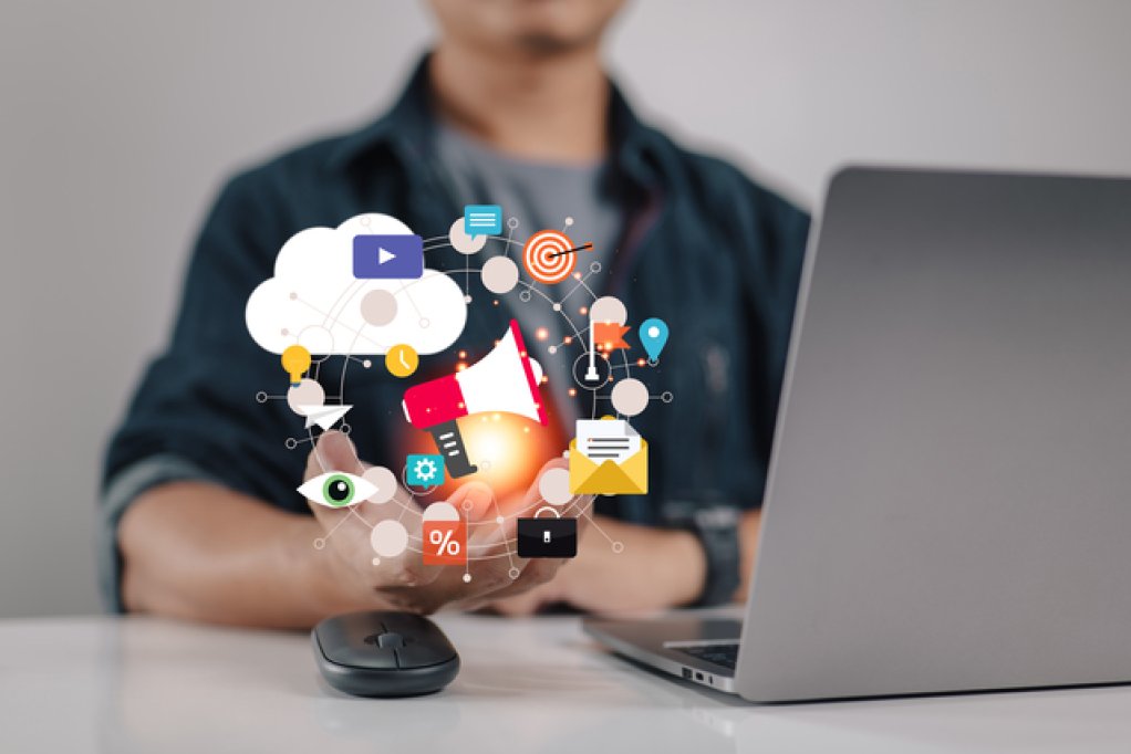 Cum se creşte prezenţa online prin servicii de marketing online?
